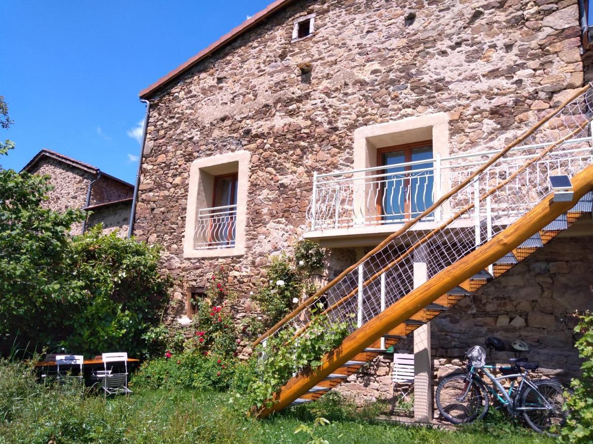 Le Vallon D'Armandine, Gite Ecologique Auvergne Saint-Hilaire  Eksteriør bilde